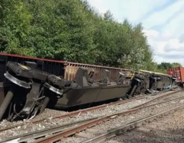 freight train bogies derai