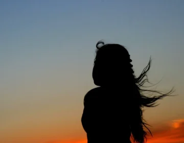 girl shadow 1