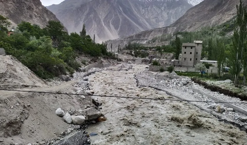 hunza river